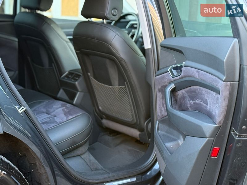 Внедорожник / Кроссовер Audi e-tron 2020 в Тернополе фото 23 Внедорожник / Кроссовер Audi e-tron 2020 в Тернополе