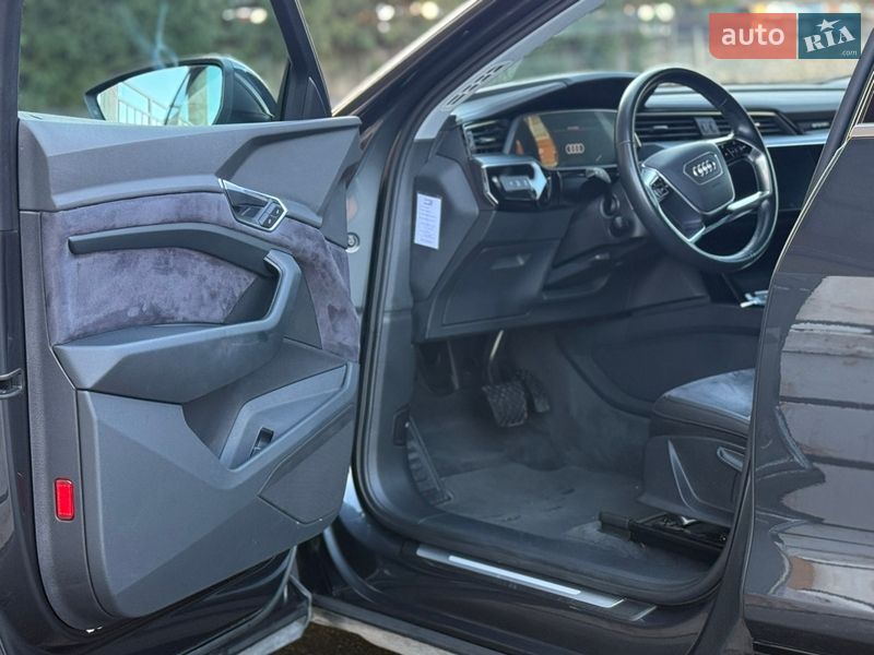 Внедорожник / Кроссовер Audi e-tron 2020 в Тернополе фото 28 Внедорожник / Кроссовер Audi e-tron 2020 в Тернополе