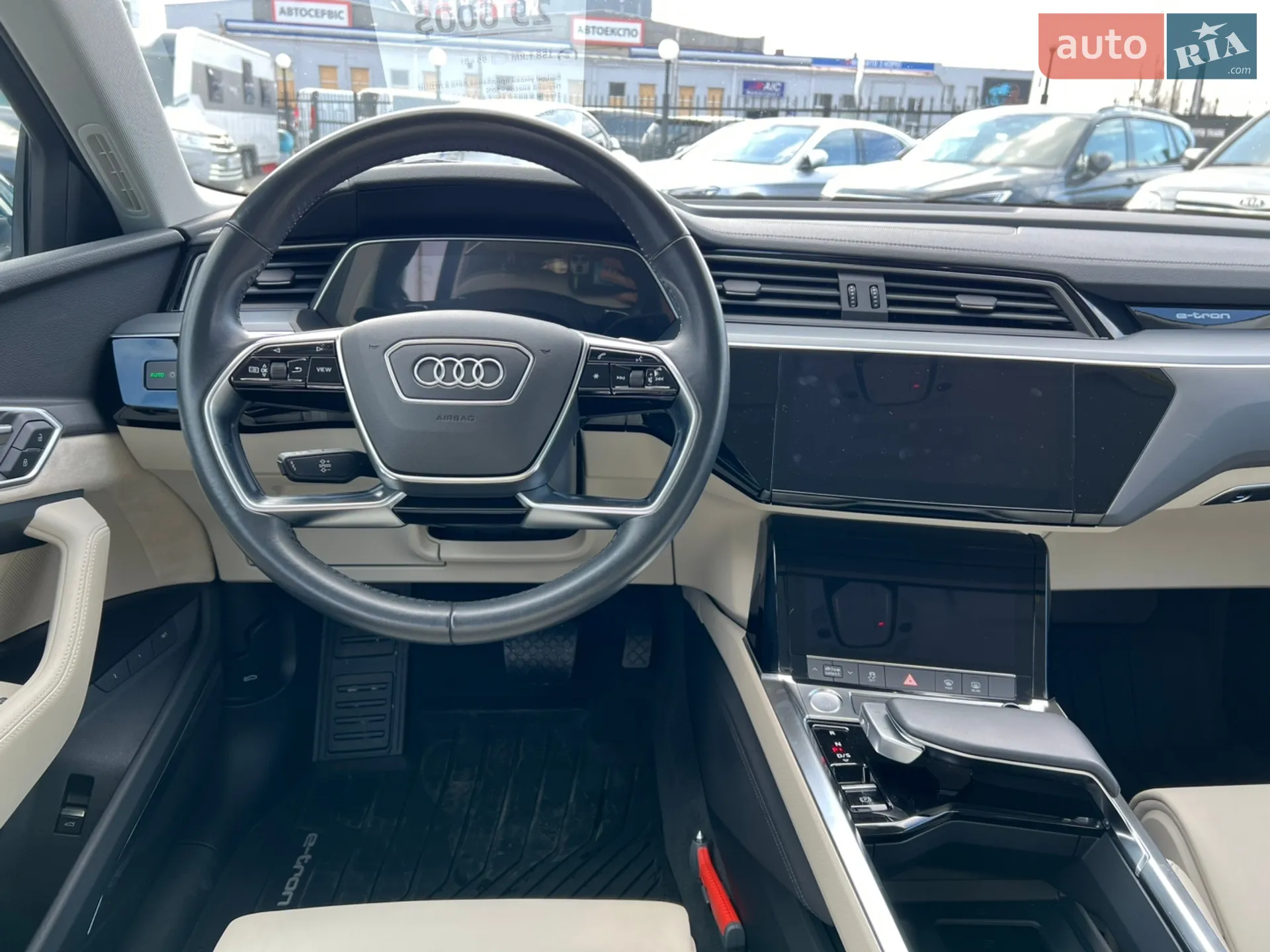 2020 Audi e-tron - мініатюра 24