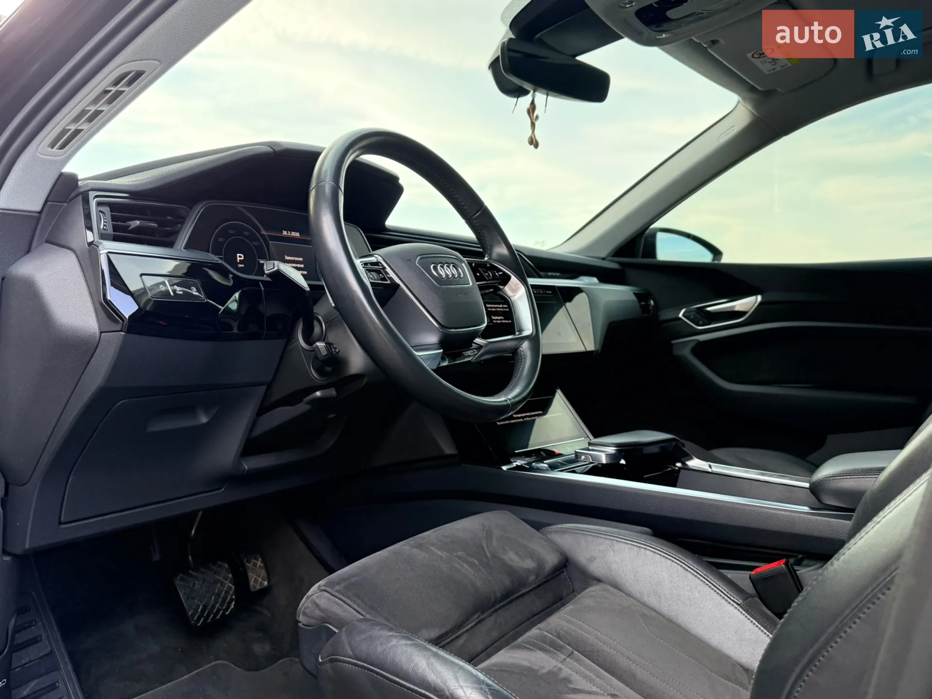 2020 Audi e-tron - мініатюра 17