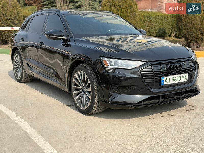 Внедорожник / Кроссовер Audi e-tron 2019 в Ивано-Франковске