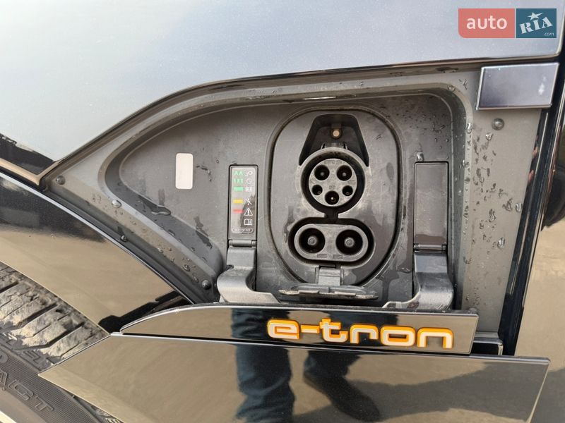 Внедорожник / Кроссовер Audi e-tron 2019 в Ивано-Франковске