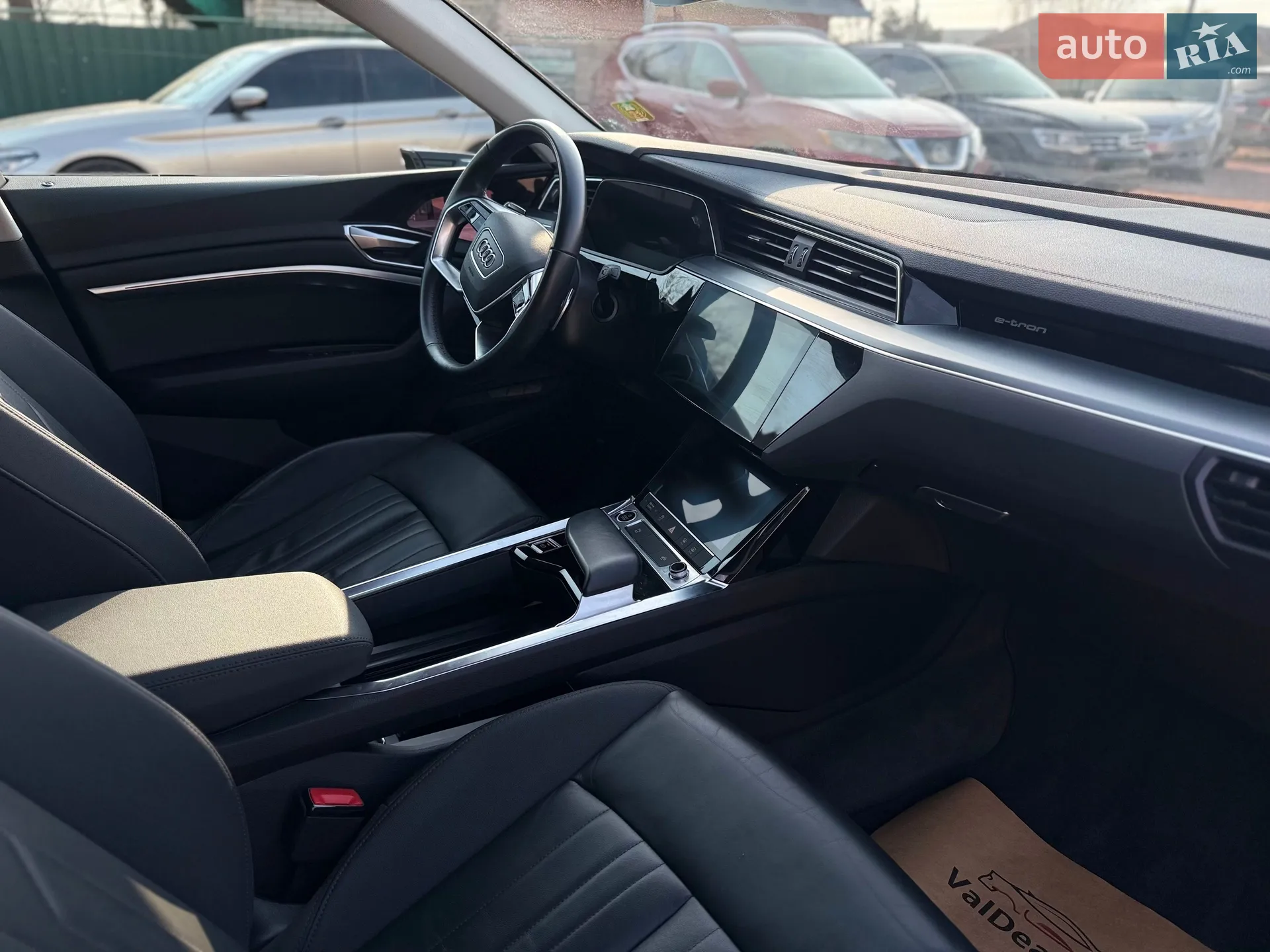 2021 Audi e-tron - мініатюра 18