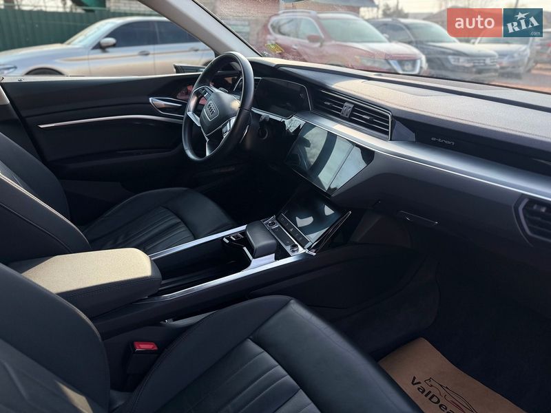 Внедорожник / Кроссовер Audi e-tron 2021 в Луцке