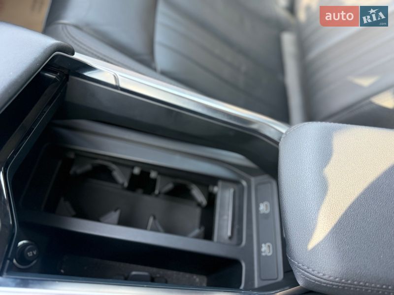 Внедорожник / Кроссовер Audi e-tron 2021 в Луцке