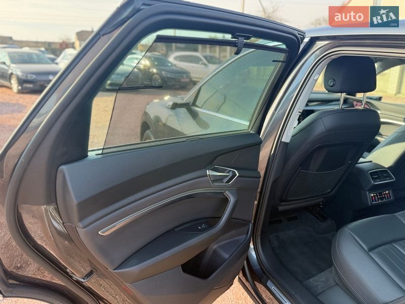 Внедорожник / Кроссовер Audi e-tron 2021 в Луцке