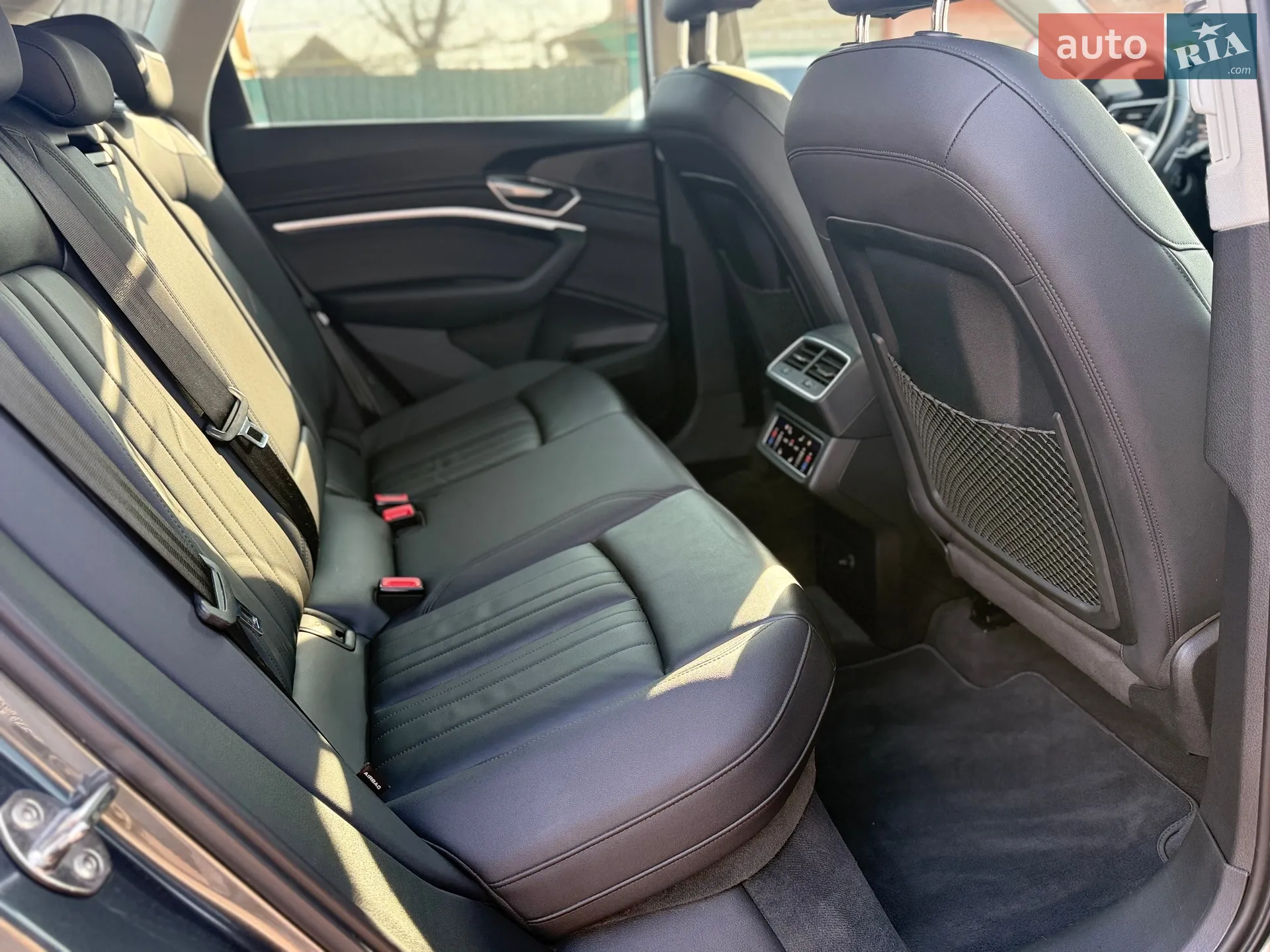 2021 Audi e-tron - мініатюра 37