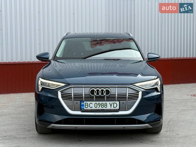Внедорожник / Кроссовер Audi e-tron 2021 в Городке