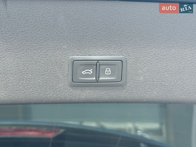 Внедорожник / Кроссовер Audi e-tron 2021 в Городке