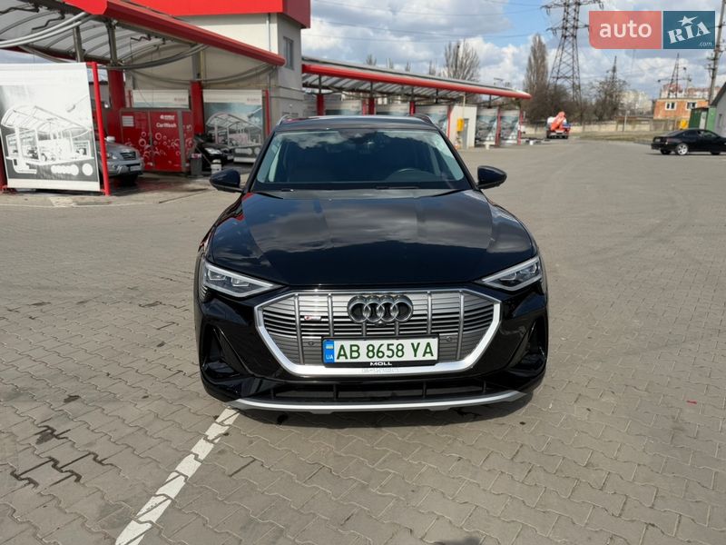 Внедорожник / Кроссовер Audi e-tron 2022 в Виннице фото 11 Внедорожник / Кроссовер Audi e-tron 2022 в Виннице