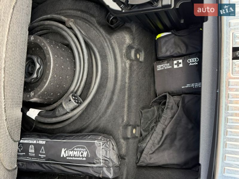 Внедорожник / Кроссовер Audi e-tron 2022 в Виннице фото 23 Внедорожник / Кроссовер Audi e-tron 2022 в Виннице