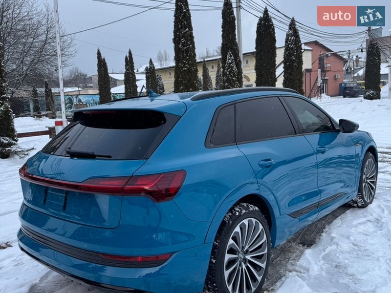 Внедорожник / Кроссовер Audi e-tron 2019 в Львове