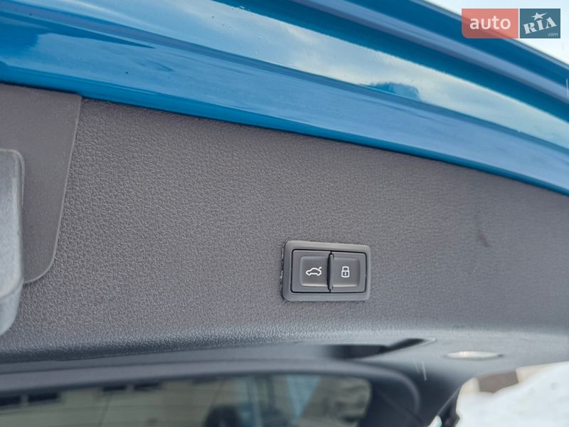 Внедорожник / Кроссовер Audi e-tron 2019 в Львове