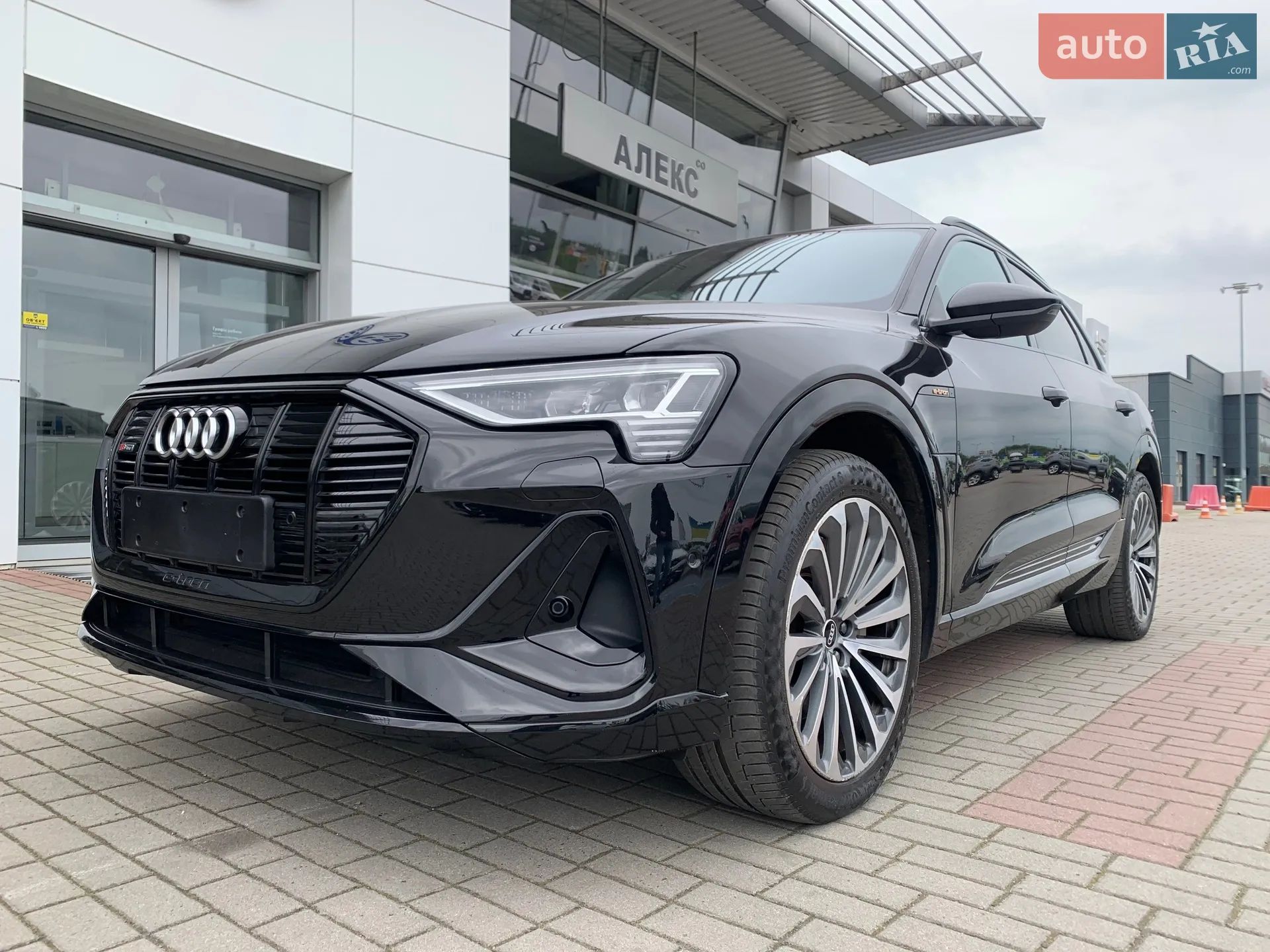 2020 Audi e-tron - мініатюра 8