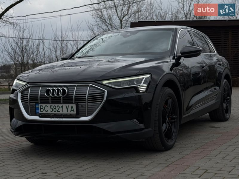 Позашляховик / Кросовер Audi e-tron 2021 в Золочеві