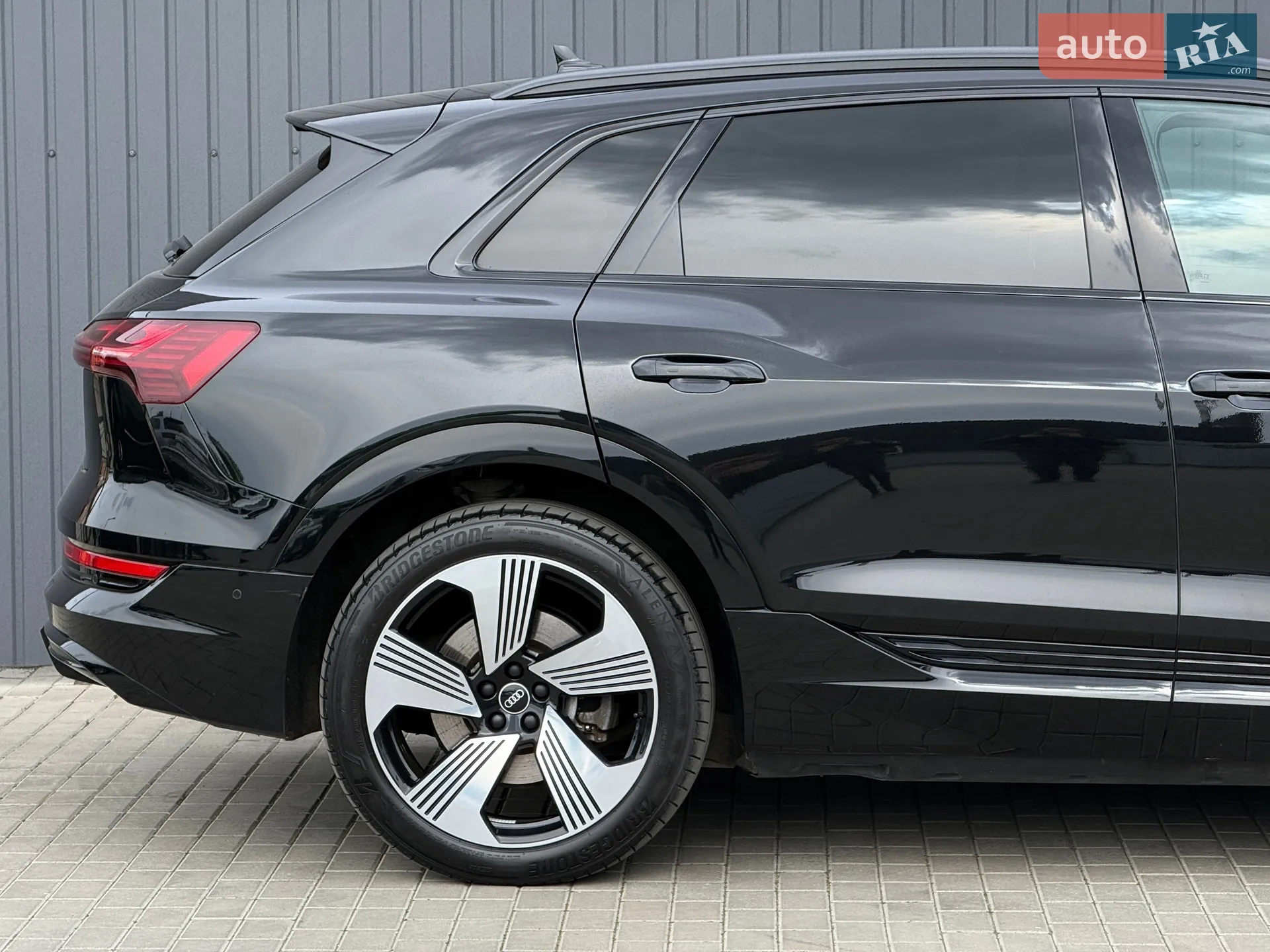 2021 Audi e-tron - мініатюра 13