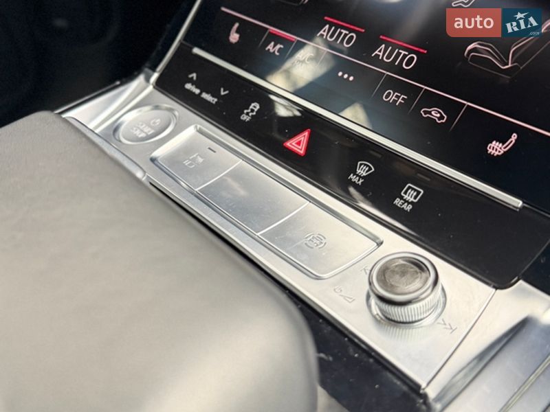 Внедорожник / Кроссовер Audi e-tron 2019 в Киеве фото 20 Внедорожник / Кроссовер Audi e-tron 2019 в Киеве