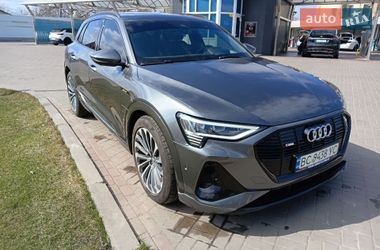 Внедорожник / Кроссовер Audi e-tron 2020 в Киеве