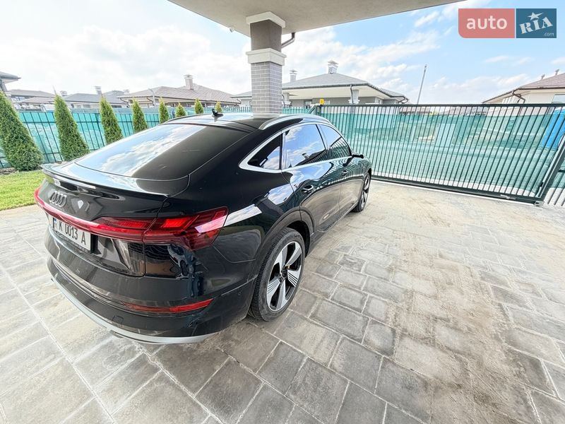 Внедорожник / Кроссовер Audi e-tron 2020 в Киеве