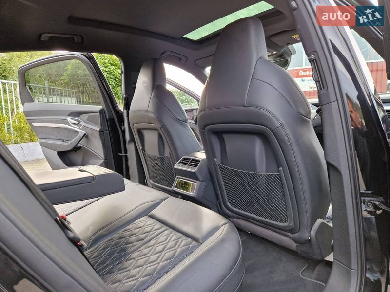 Внедорожник / Кроссовер Audi e-tron 2020 в Киеве