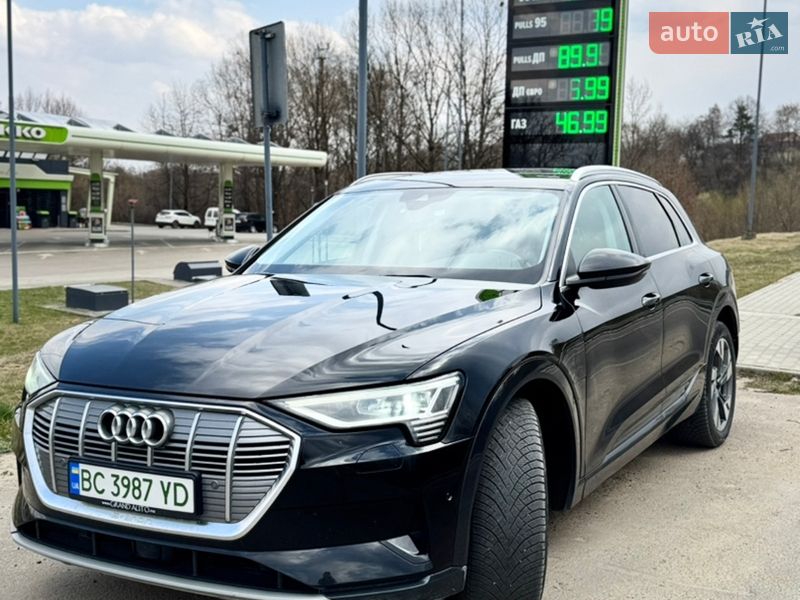 Внедорожник / Кроссовер Audi e-tron 2019 в Львове