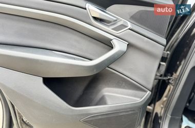 Внедорожник / Кроссовер Audi e-tron 2019 в Львове