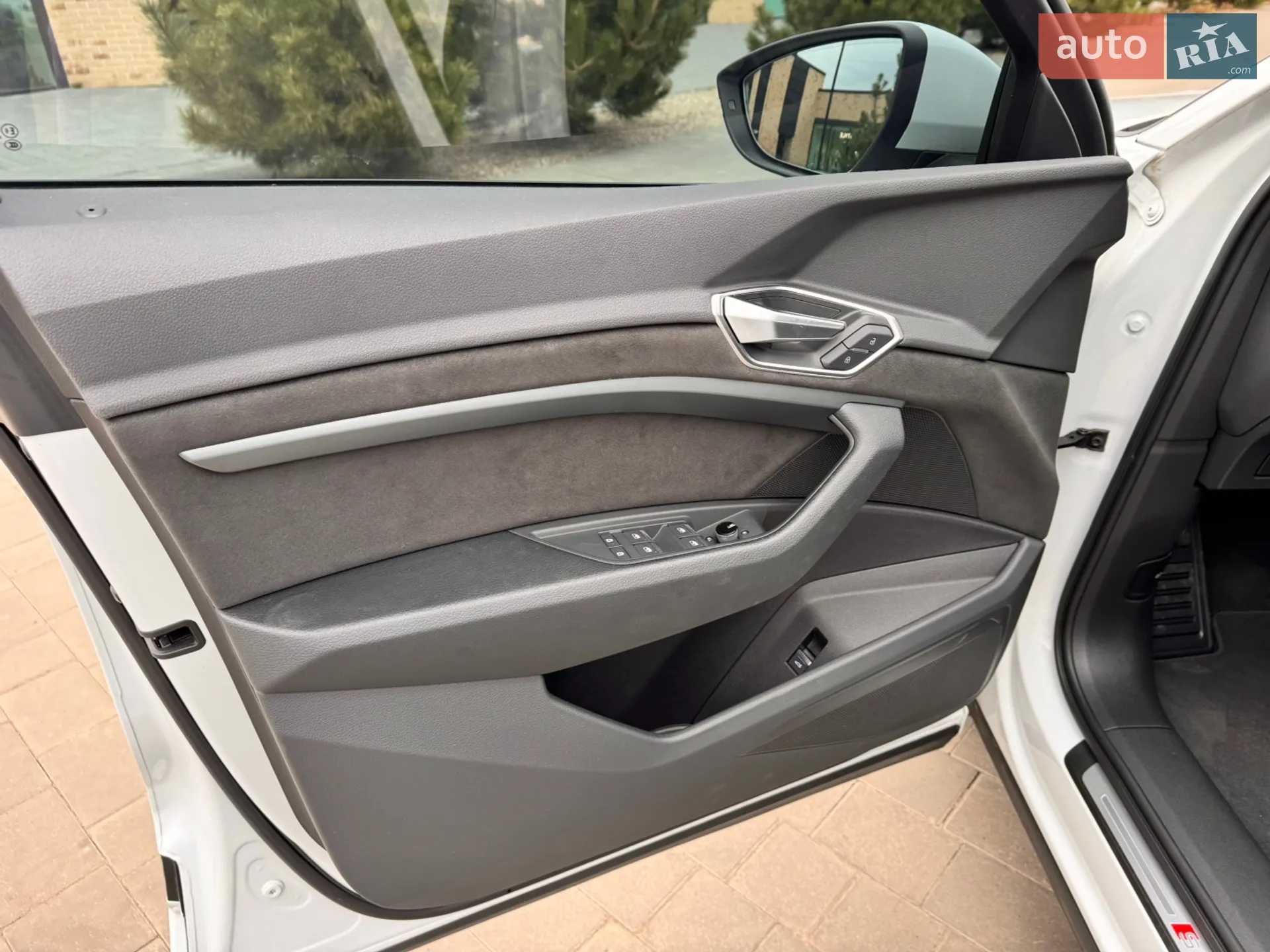 2022 Audi e-tron - мініатюра 37