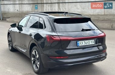 Внедорожник / Кроссовер Audi e-tron 2021 в Киеве