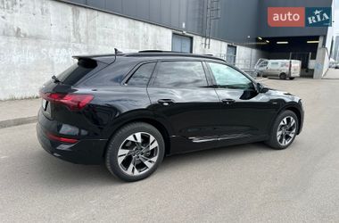Внедорожник / Кроссовер Audi e-tron 2021 в Киеве