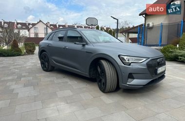 Внедорожник / Кроссовер Audi e-tron 2019 в Ирпене