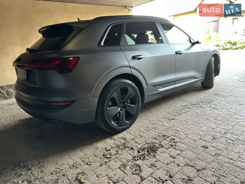 Внедорожник / Кроссовер Audi e-tron 2019 в Ирпене фото 33 Внедорожник / Кроссовер Audi e-tron 2019 в Ирпене