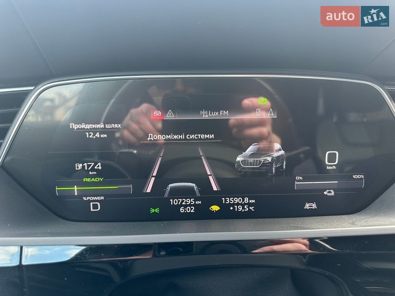 Внедорожник / Кроссовер Audi e-tron 2019 в Ирпене фото 60 Внедорожник / Кроссовер Audi e-tron 2019 в Ирпене