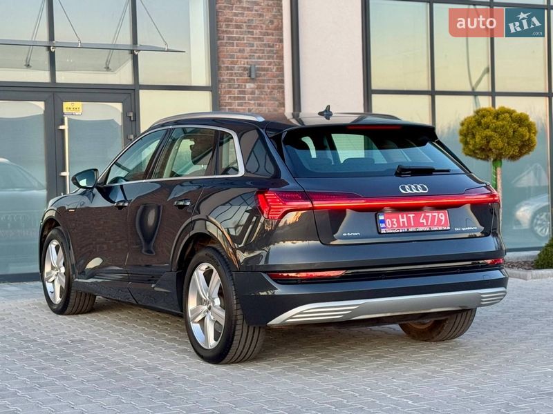 Внедорожник / Кроссовер Audi e-tron 2020 в Киеве фото 27 Внедорожник / Кроссовер Audi e-tron 2020 в Киеве