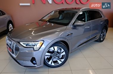 Внедорожник / Кроссовер Audi e-tron 2020 в Одессе