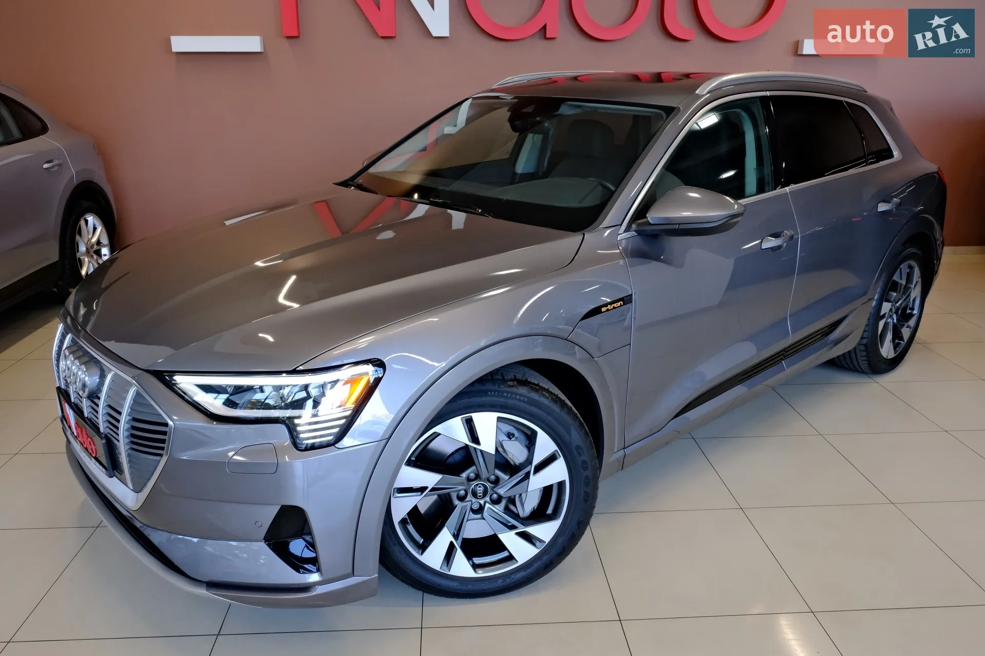 2020 Audi e-tron - мініатюра 7