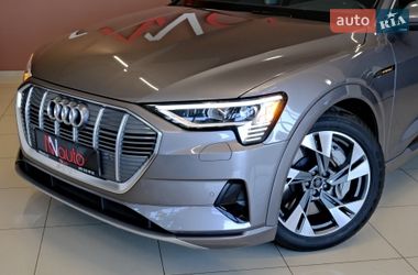 Внедорожник / Кроссовер Audi e-tron 2020 в Одессе