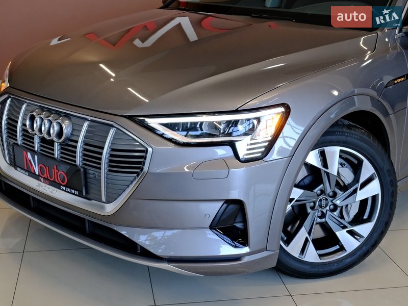 Внедорожник / Кроссовер Audi e-tron 2020 в Одессе