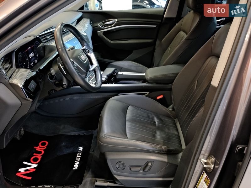 Внедорожник / Кроссовер Audi e-tron 2020 в Одессе