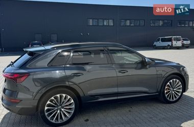 Внедорожник / Кроссовер Audi e-tron 2019 в Бориславе