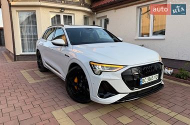 Внедорожник / Кроссовер Audi e-tron 2021 в Стрые