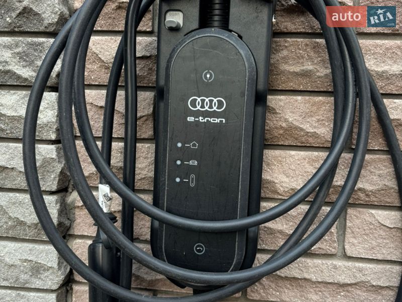 Внедорожник / Кроссовер Audi e-tron 2019 в Виннице