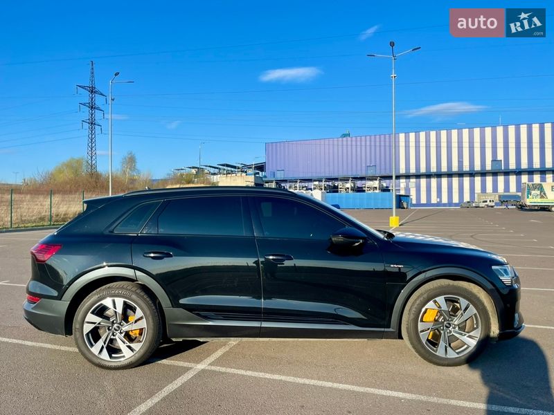 Внедорожник / Кроссовер Audi e-tron 2021 в Ровно фото 10 Внедорожник / Кроссовер Audi e-tron 2021 в Ровно