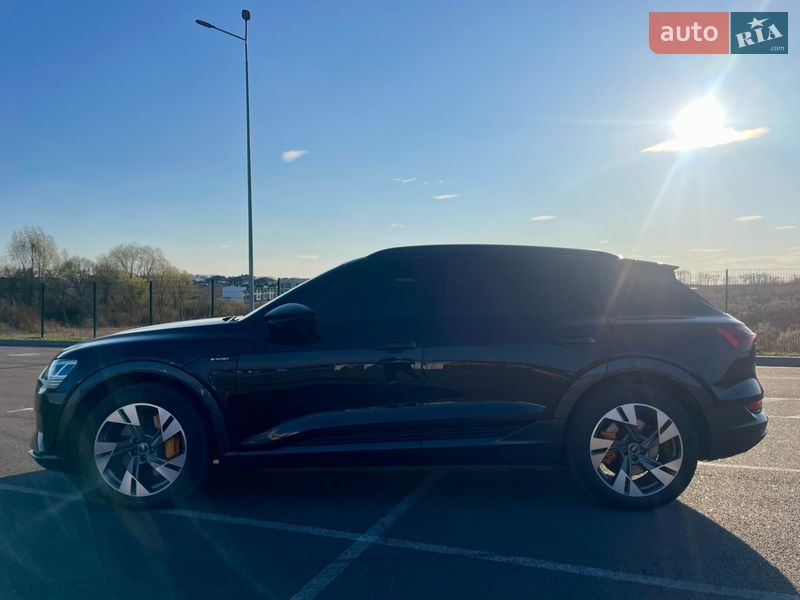 Внедорожник / Кроссовер Audi e-tron 2021 в Ровно фото 13 Внедорожник / Кроссовер Audi e-tron 2021 в Ровно
