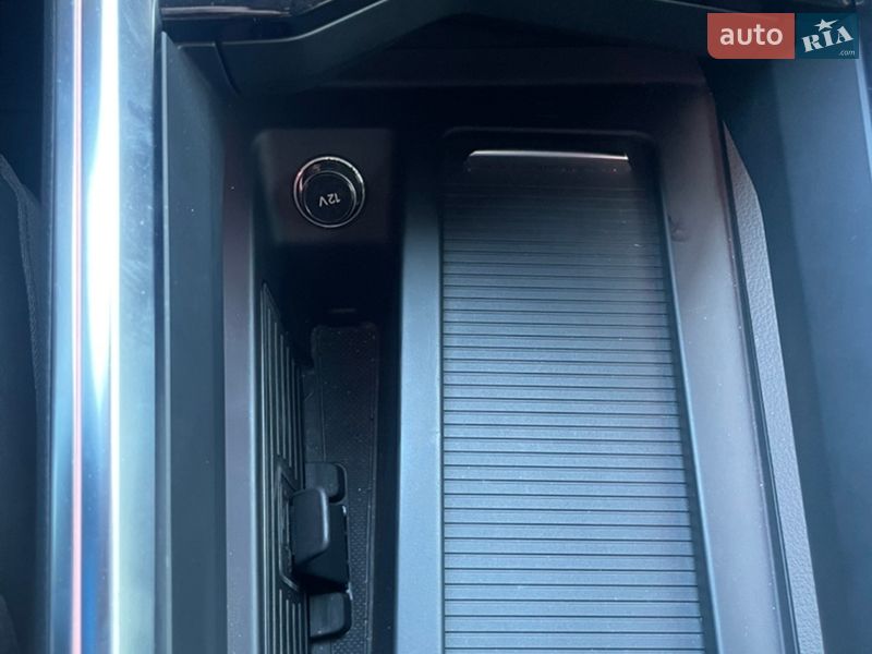 Внедорожник / Кроссовер Audi e-tron 2021 в Ровно фото 50 Внедорожник / Кроссовер Audi e-tron 2021 в Ровно