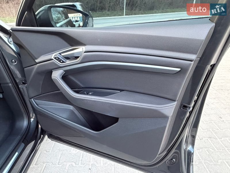 Внедорожник / Кроссовер Audi e-tron 2020 в Тернополе фото 27 Внедорожник / Кроссовер Audi e-tron 2020 в Тернополе