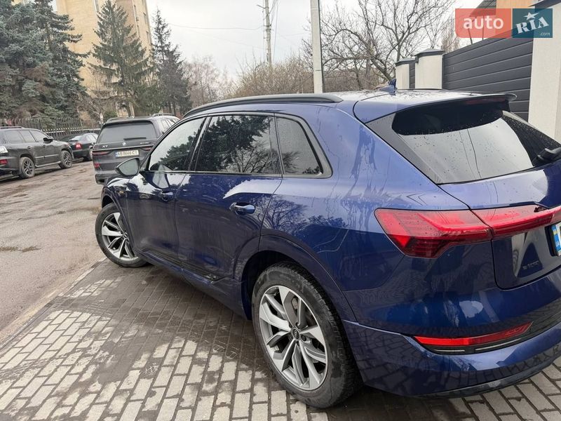 Позашляховик / Кросовер Audi e-tron 2021 в Вінниці фото 3 Позашляховик / Кросовер Audi e-tron 2021 в Вінниці
