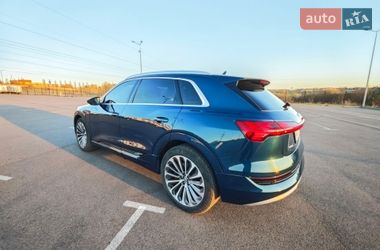 Внедорожник / Кроссовер Audi e-tron 2019 в Ровно
