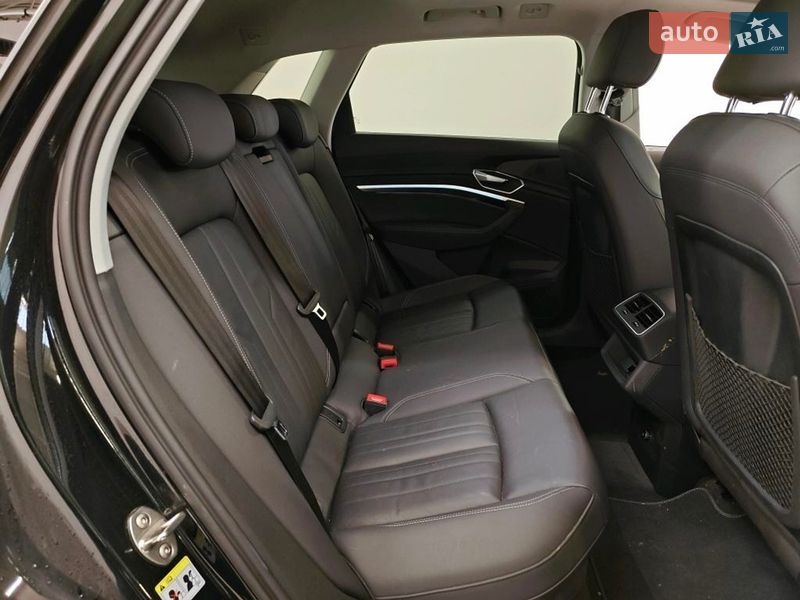 Внедорожник / Кроссовер Audi e-tron 2020 в Львове фото 16 Внедорожник / Кроссовер Audi e-tron 2020 в Львове