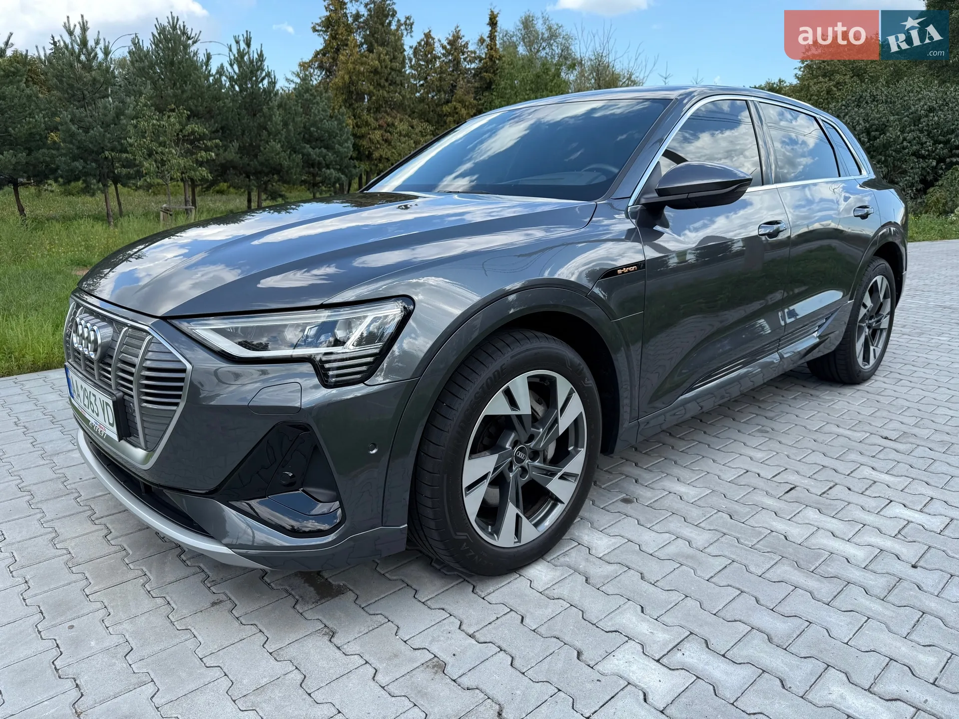 2021 Audi e-tron - мініатюра 9