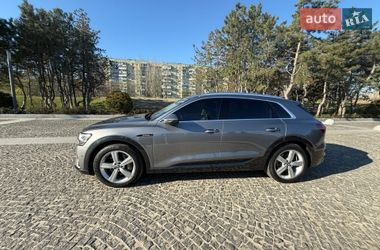 Внедорожник / Кроссовер Audi e-tron 2019 в Днепре